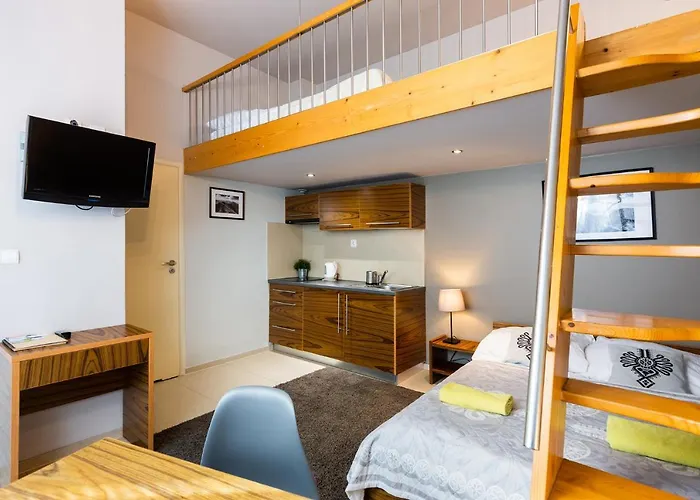 Brzozowa - Centrum * زاكوباني