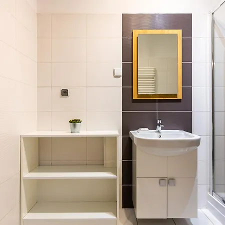 Brzozowa - Centrum 아파트