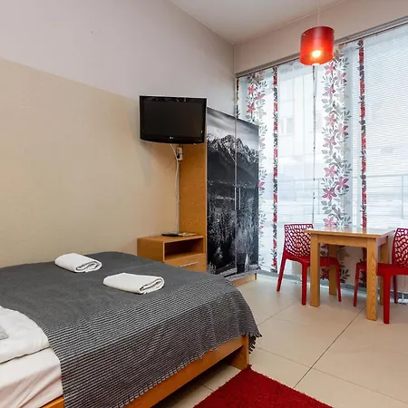 Brzozowa - Centrum 자코파네